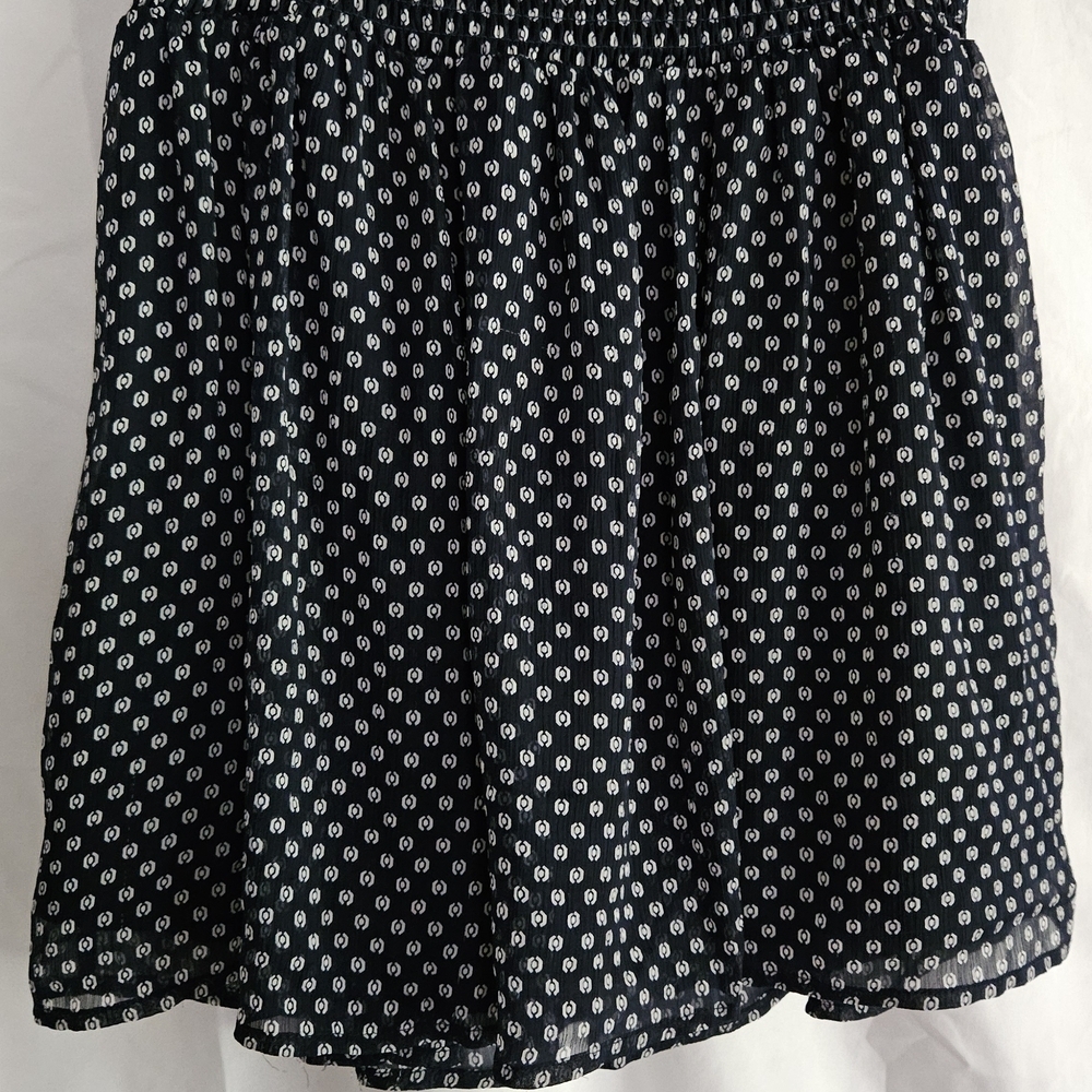 Old Navy Black and White Mini Skirt
